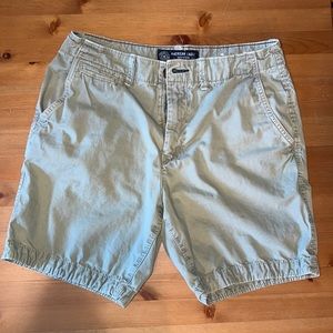 American eagle prep green khaki shorts